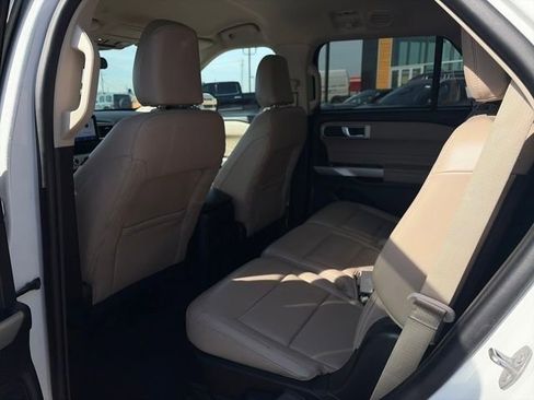 Used 2023 Ford Explorer XLT w/ Equipment Group 202A AWD/4WD image 26