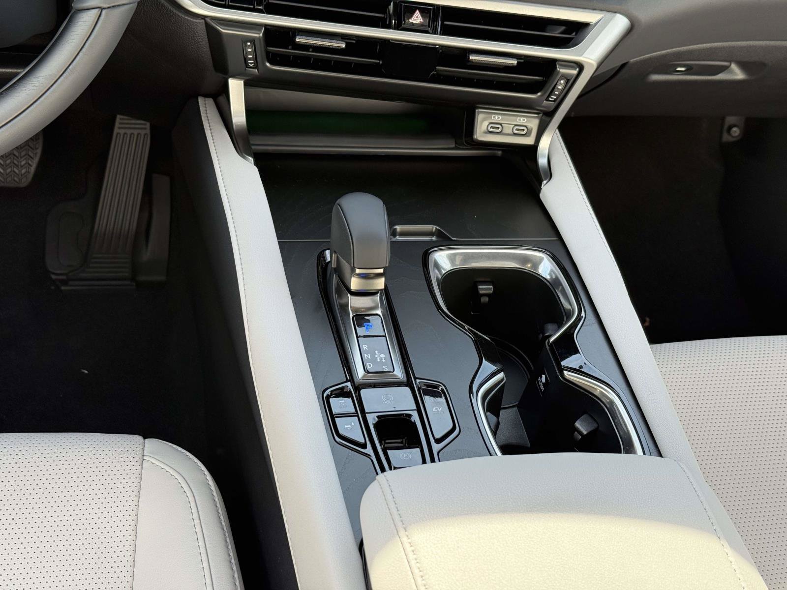 New 2026 Lexus RX 350h w/ Convenience Package AWD/4WD image 15