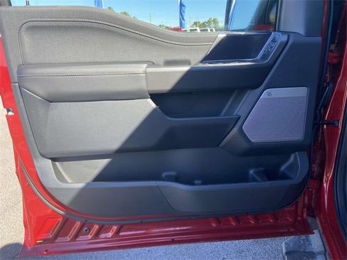 New 2025 Ford F150 Lariat w/ Equipment Group 501A Mid image 13