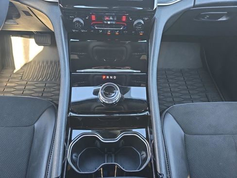 Used 2023 Jeep Grand Cherokee L Laredo image 19