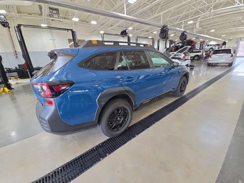 Used 2022 Subaru Outback Wilderness AWD/4WD image 8