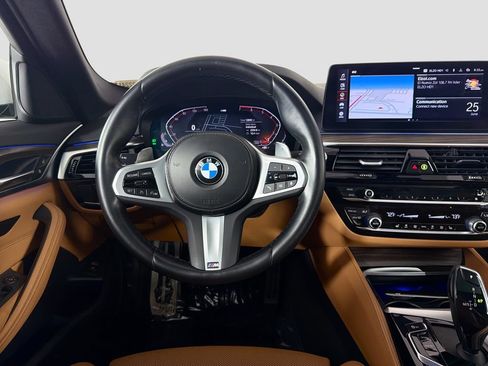 Used 2022 BMW 530i w/ M Sport Package RWD image 23