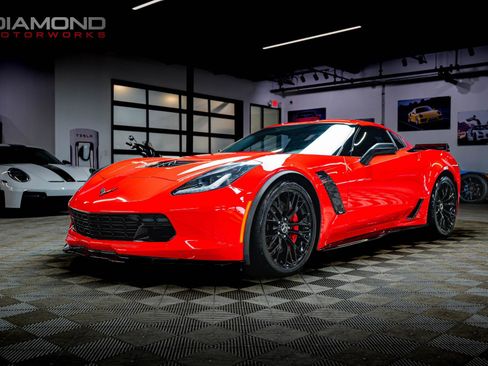 Used 2015 Chevrolet Corvette Z06 RWD image 19