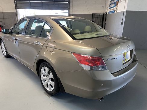 Used 2010 Honda Accord EX-L image 4