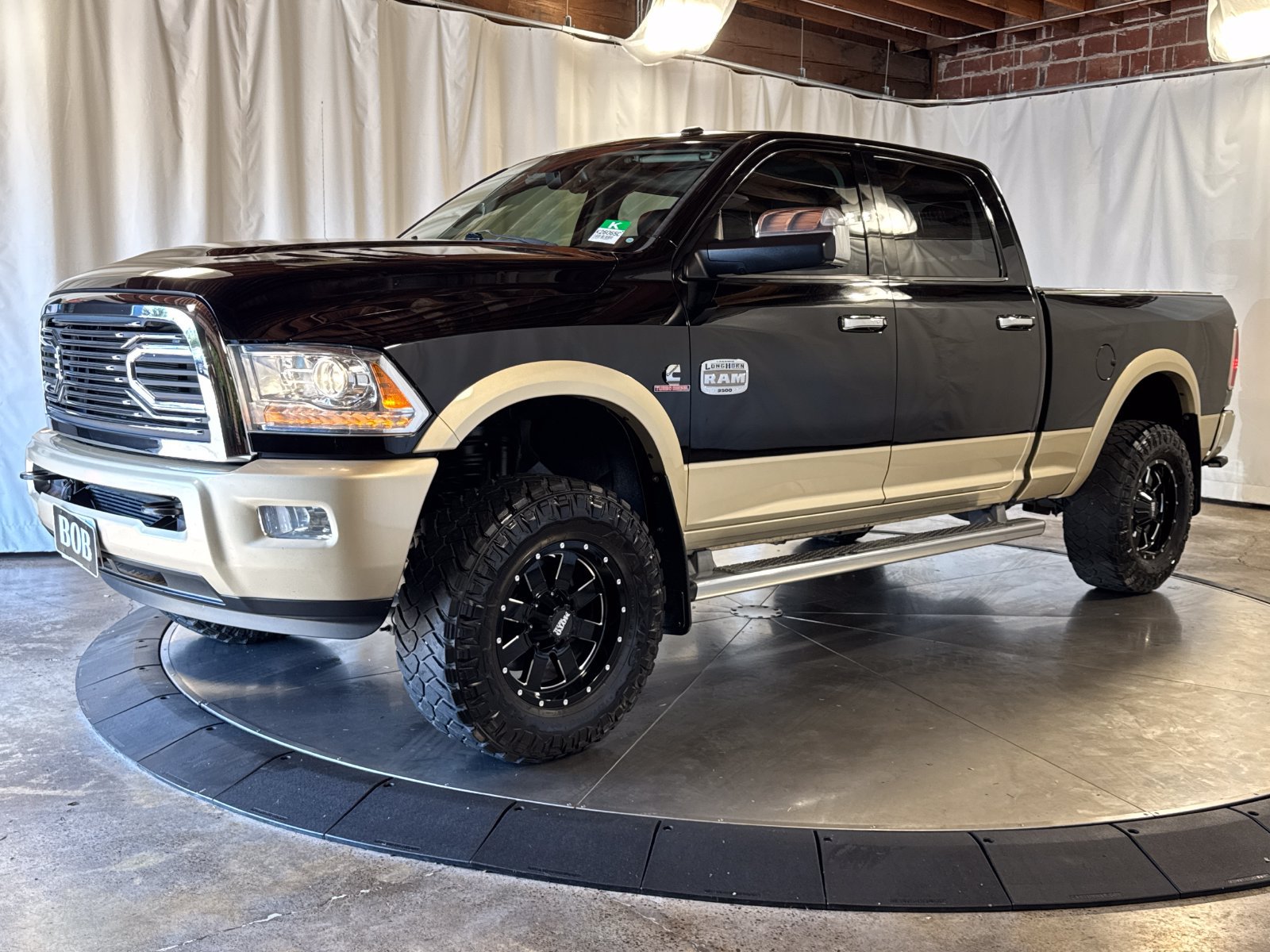 Used 2015 RAM 3500 Laramie Longhorn AWD/4WD image 1