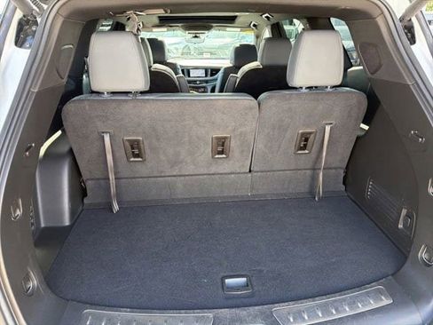 Used 2023 Buick Enclave Premium w/ Experience Buick Package AWD/4WD image 28