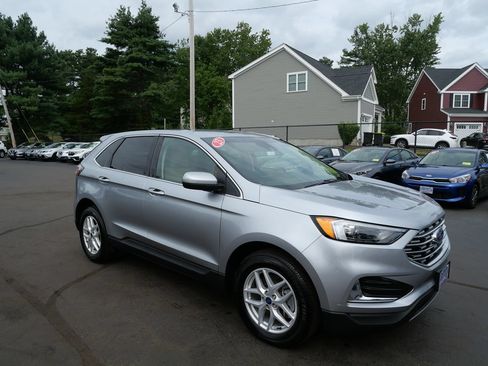 Used 2022 Ford Edge SEL AWD/4WD image 2