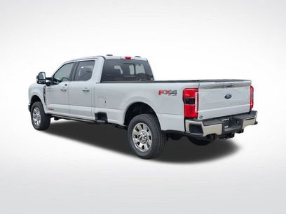 New 2025 Ford F350 Lariat w/ Lariat Ultimate Package
