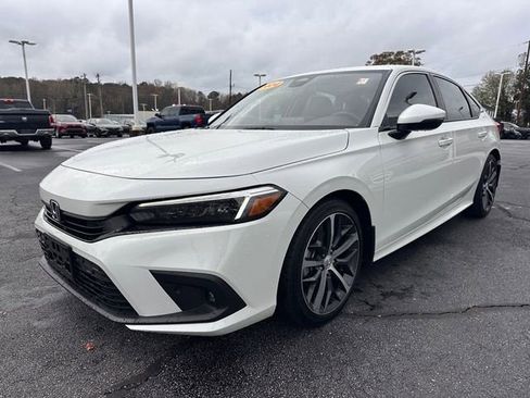 Used 2024 Honda Civic Touring image 7