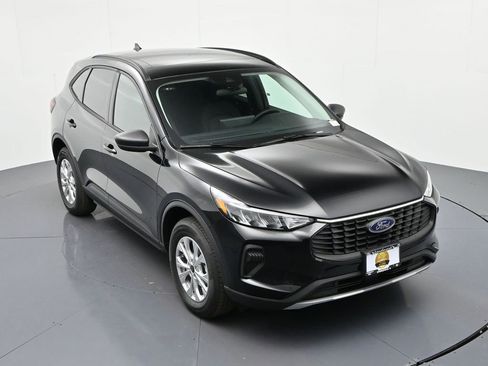 New 2026 Ford Escape Active w/ Active Premium Tech Pack image 17