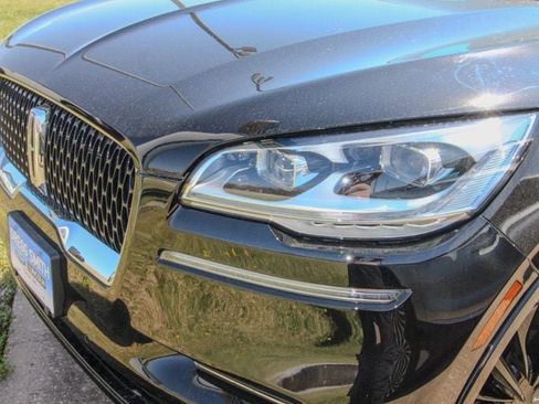 Used 2022 Lincoln Aviator Reserve w/ Equipment Group 201A image 7