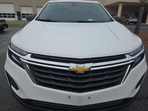 Used 2022 Chevrolet Equinox LS AWD/4WD image 9