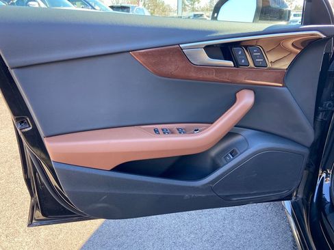 Used 2023 Audi A4 2.0T Premium w/ Convenience Package image 24