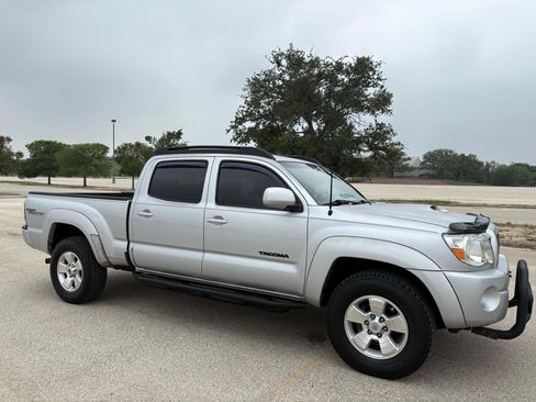 Used 2010 Toyota Tacoma PreRunner RWD image 60