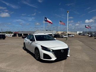 Certified 2024 Nissan Altima 2.5 SV FWD video 1
