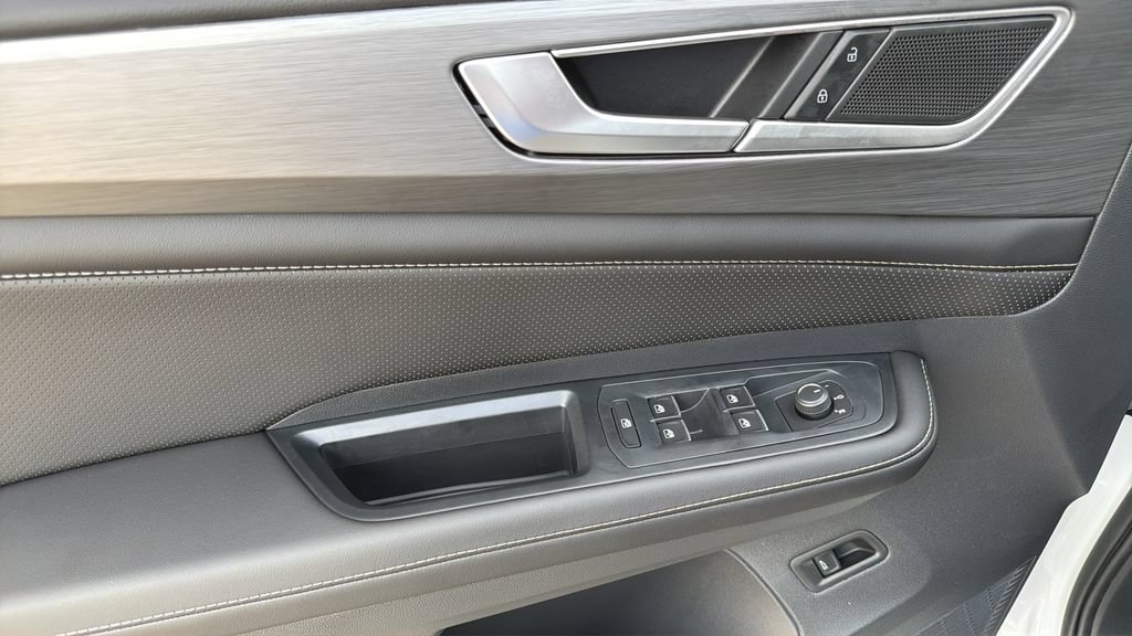 New 2026 Volkswagen Atlas Cross Sport SE FWD image 20