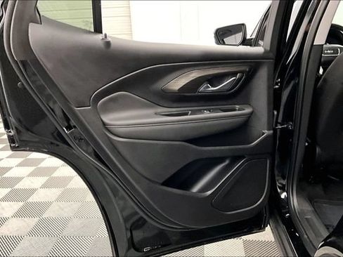 Used 2023 GMC Terrain SLE w/ Driver Convenience Package FWD image 22