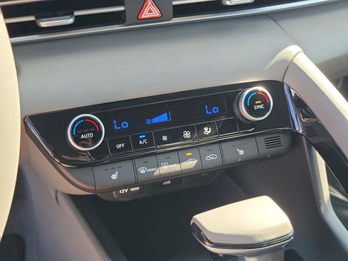 New 2026 Hyundai Elantra SEL Sport image 16