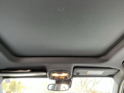 Certified 2024 Chevrolet TrailBlazer RS w/ Convenience Package image 18