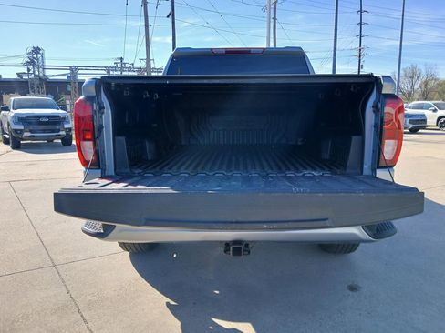 Used 2024 GMC Sierra 1500 Pro w/ Graphite Edition image 6