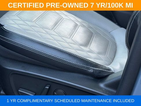 Used 2023 Ford Escape Platinum w/ Premium Technology Package AWD/4WD image 31