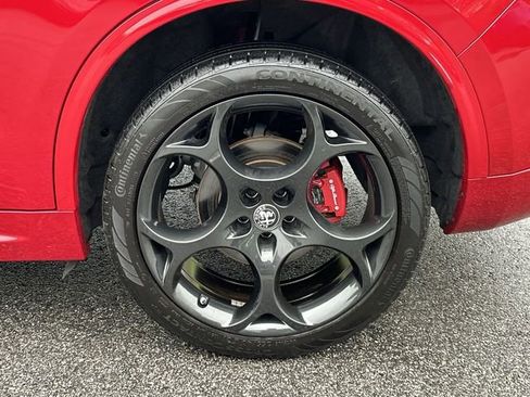 Used 2025 Alfa Romeo Stelvio Tributo Italiano w/ Active Assist Plus Package AWD/4WD image 11