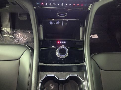 New 2026 Jeep Grand Cherokee L Limited RWD image 12
