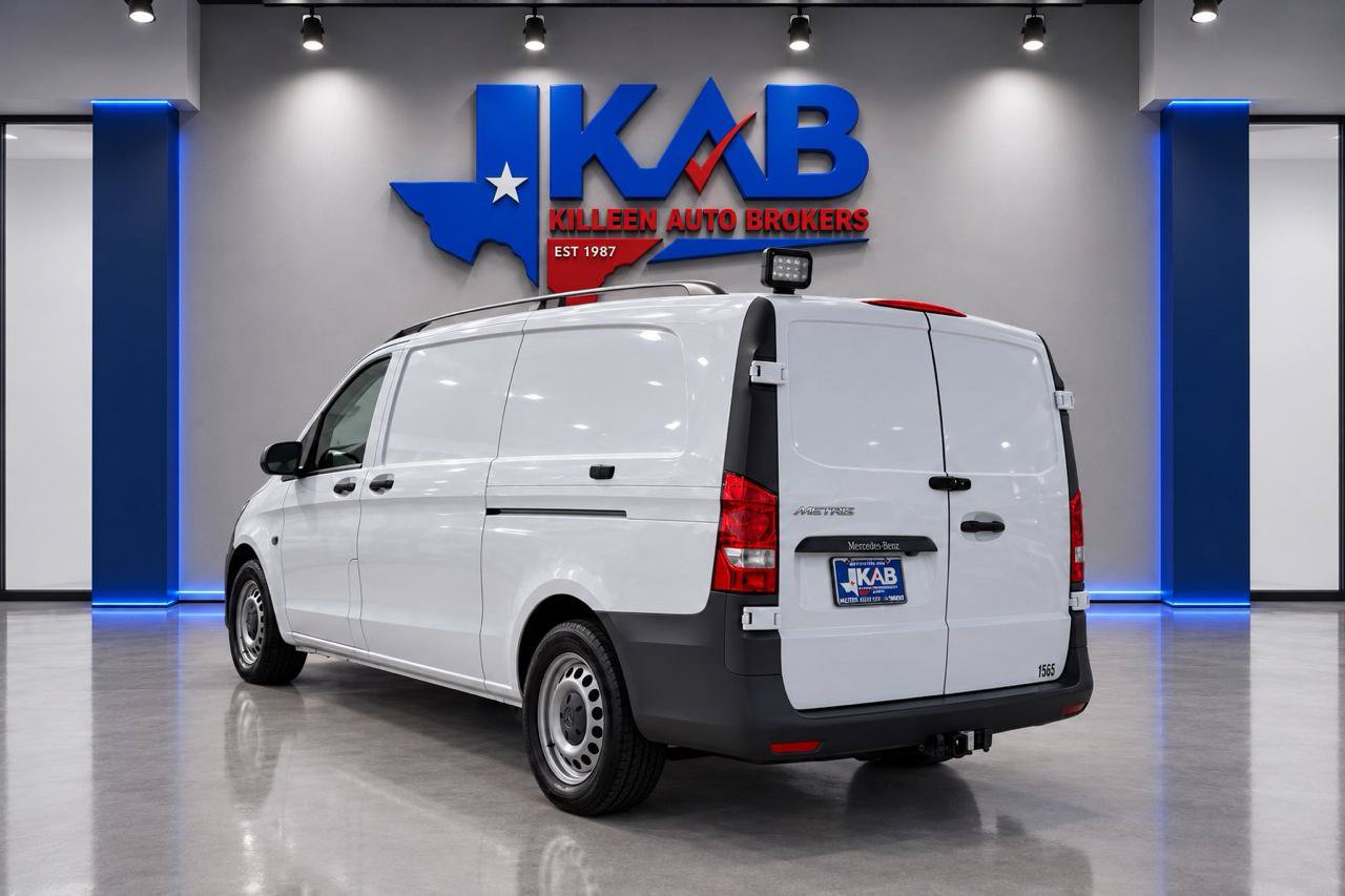 Used 2018 Mercedes-Benz Metris image 5