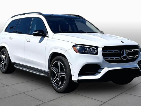 Used 2022 Mercedes-Benz GLS 450 4MATIC image 2