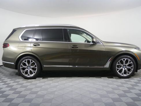Certified 2025 BMW X7 xDrive40i AWD/4WD image 2