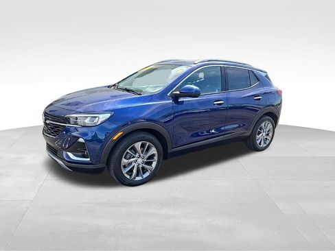 Used 2023 Buick Encore GX Essence w/ Experience Buick Package FWD image 1