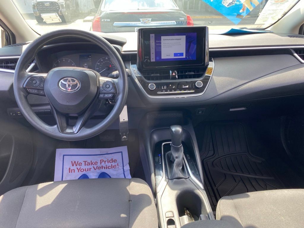 Used 2024 Toyota Corolla LE FWD image 9