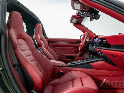 Used 2022 Porsche 911 Targa 4 GTS w/ Premium Package AWD/4WD image 29