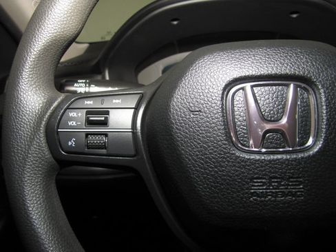 Certified 2023 Honda Accord EX image 5