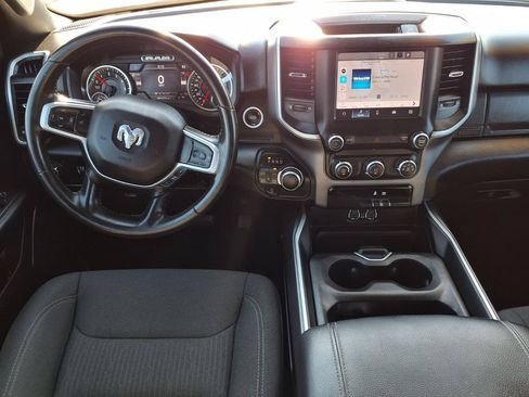 Used 2022 RAM 1500 Big Horn AWD/4WD image 12
