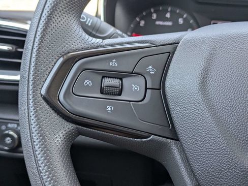Used 2023 Chevrolet TrailBlazer LT FWD image 25