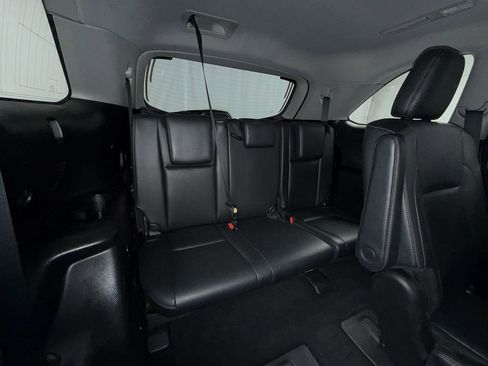 Used 2019 Toyota Highlander XLE image 20