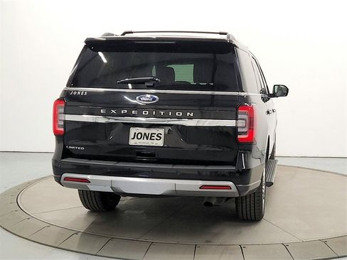 Used 2024 Ford Expedition Limited image 6