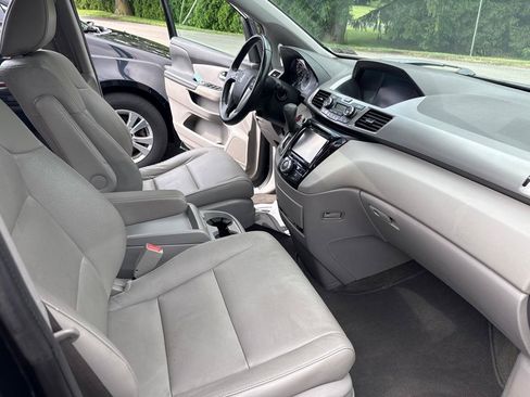 Used 2016 Honda Odyssey EX-L image 18