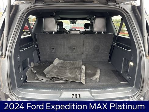 Used 2024 Ford Expedition Max Platinum AWD/4WD image 17