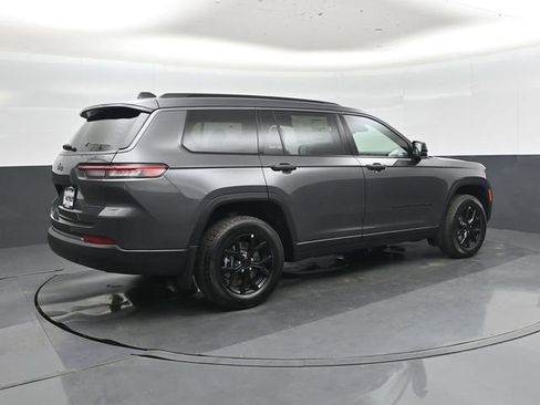 New 2026 Jeep Grand Cherokee L 4WD image 4