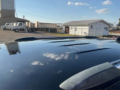 Used 2018 Jeep Grand Cherokee Laredo image 11