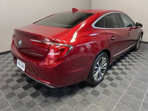 Used 2017 Buick LaCrosse Essence FWD image 8