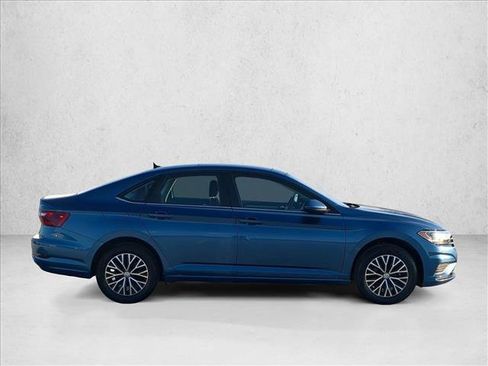 Used 2020 Volkswagen Jetta SE FWD image 4