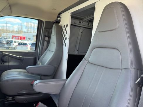 Used 2021 Chevrolet Express 2500 w/ Driver Convenience Package RWD image 28