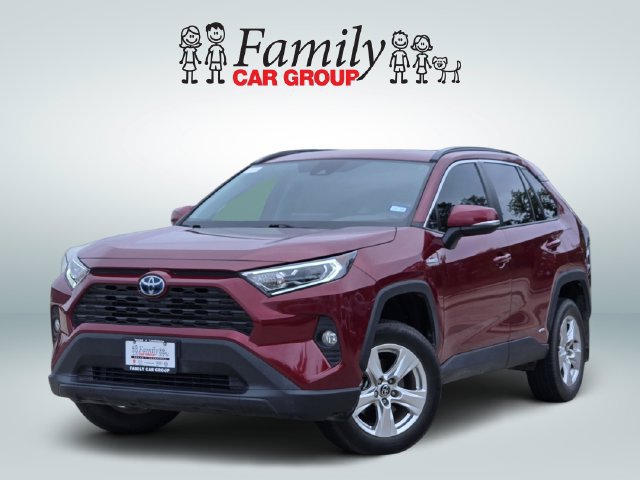 Used 2021 Toyota RAV4 XLE w/ Convenience Package AWD/4WD image 1