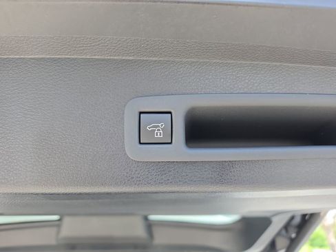 New 2026 Toyota Sienna XLE FWD image 29