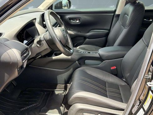 Used 2024 Honda HR-V EX-L image 5