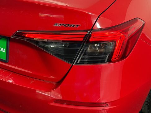 Used 2023 Honda Civic Sport image 34