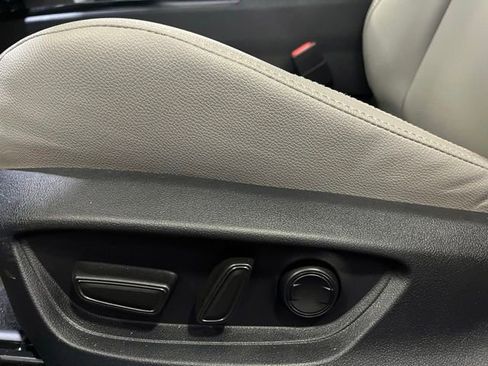 Certified 2025 Toyota Camry SE FWD image 14